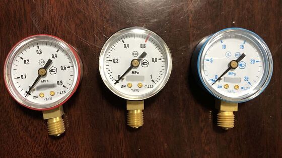 Medidor de presión de ensayo de gas de 2 pulgadas (50 mm) con rango de 0 a 25 MPa y certificación de alta precisión para sistemas de gas