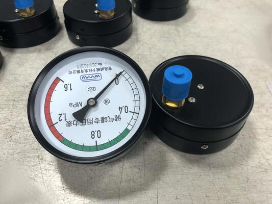 Manómetro para tanque receptor de aire de 4 pulgadas (100 mm) con rango de 0-1.6 MPa y zonas de seguridad codificadas por colores